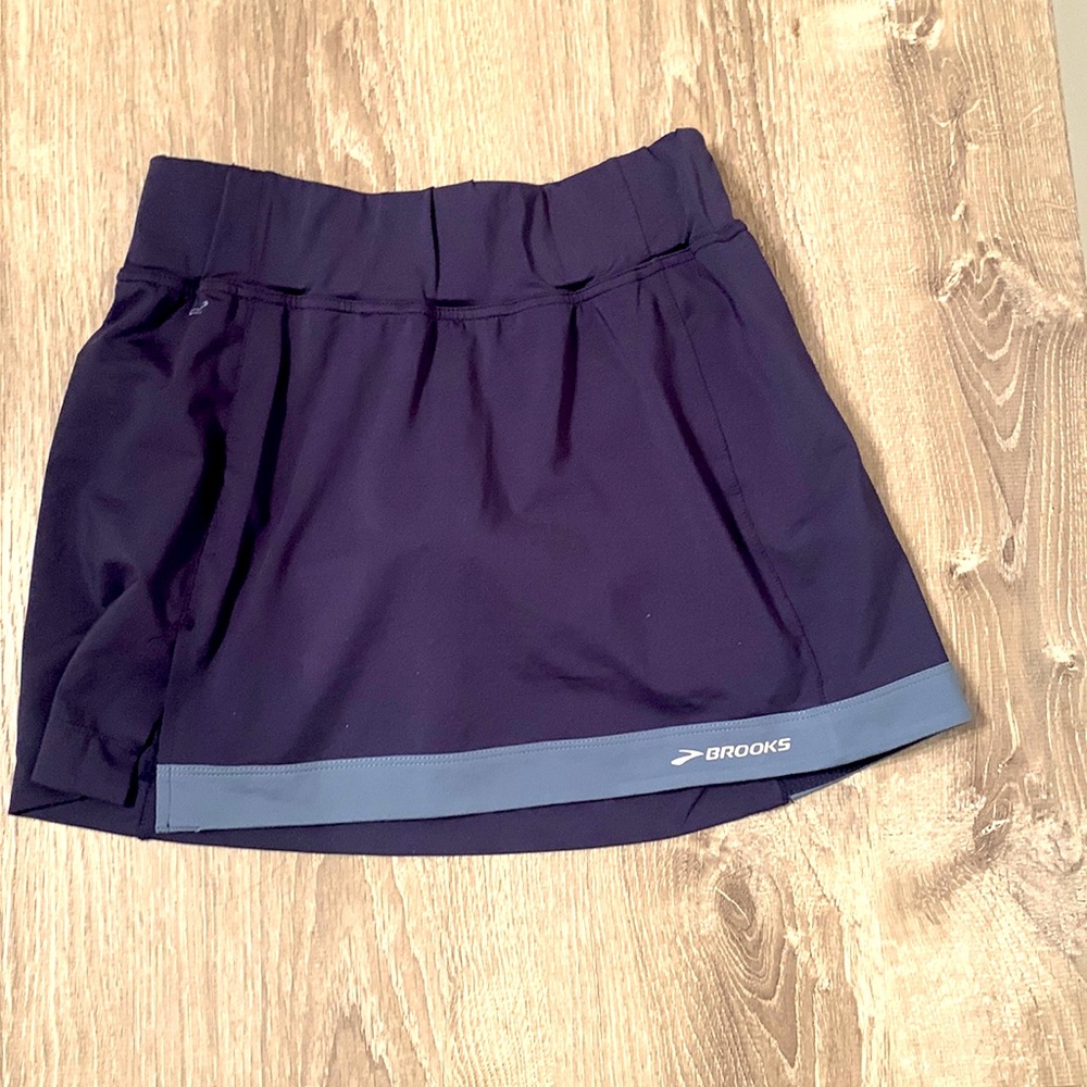 Brooks Running Skirt - size S - worn only a few times - free shipping!